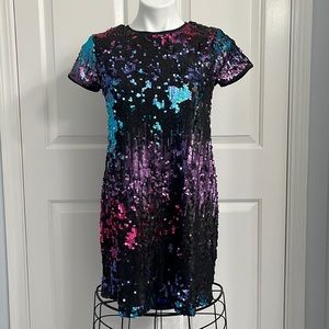 D. Signed Disney Girl’s Short Sleeve Multicolor Sequin Dress Size XL